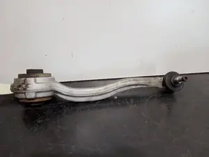 Foto de BRAZO SUSPENSION INFERIOR DELANTERO IZQUIERDO MERCEDES-BENZ CLASE C (BM 203) BERLINA