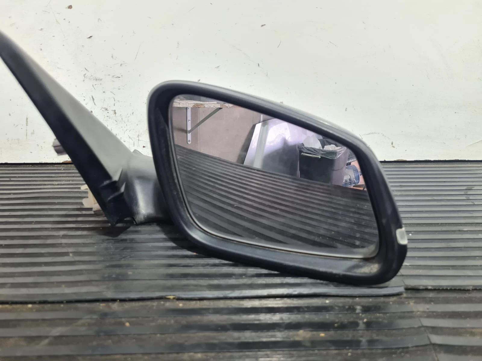 Foto de RETROVISOR DERECHO BMW SERIE 1 BERLINA 5P (F20) referencia 20202002