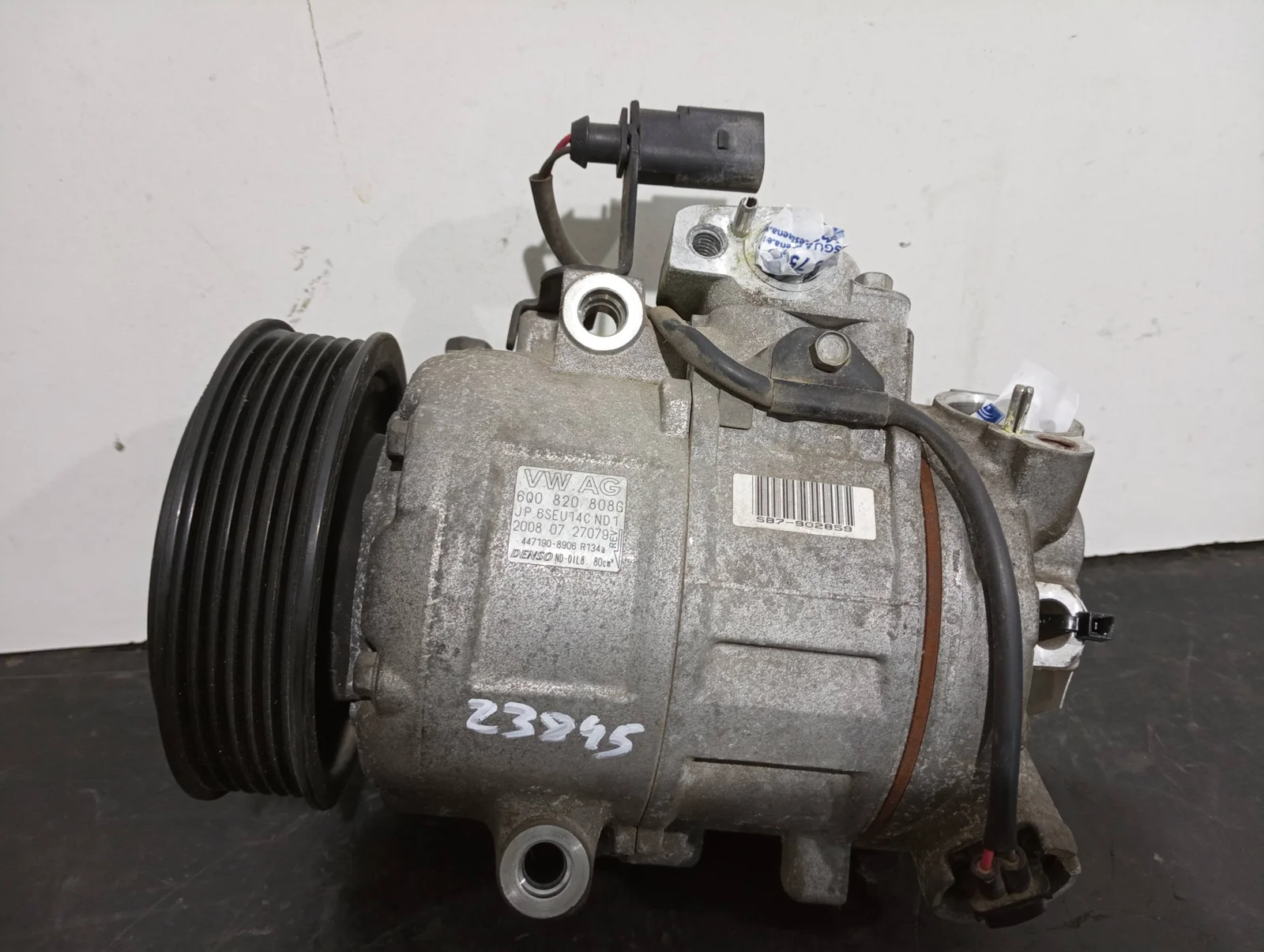 Foto de COMPRESOR AIRE ACONDICIONADO SEAT IBIZA BERLINA (6J5) referencia 6Q0820808G