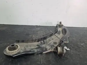 Foto de BRAZO SUSPENSION INFERIOR DELANTERO IZQUIERDO RENAULT CLIO IV referencia 545052354R foto 3