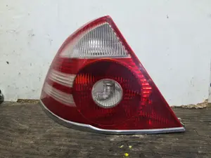 Foto de PILOTO TRASERO IZQUIERDO FORD MONDEO BERLINA (GE) referencia 1S7113405A foto 2