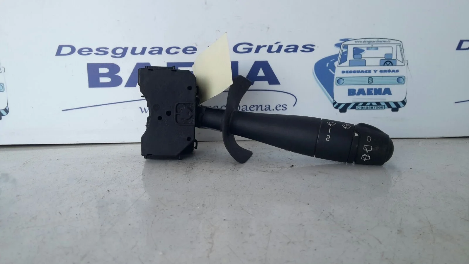 Foto de MANDO LIMPIA SIN MARCA SIN MODELO referencia 7701047553