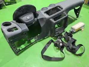 Foto de KIT AIRBAG SEAT IBIZA BERLINA (6J5) referencia 6J0880201Q foto 3
