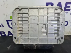 Foto de CENTRALITA MOTOR UCE MITSUBISHI OUTLANDER (CW0) referencia 2757001291 foto 3