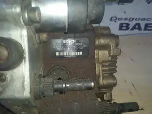 Foto de BOMBA INYECCION NISSAN PRIMERA BERLINA (P12) referencia 0445010075 foto 2