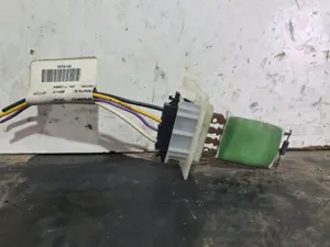 Foto de RESISTENCIA CALEFACCION CITROEN BERLINGO referencia 4515201 foto 2