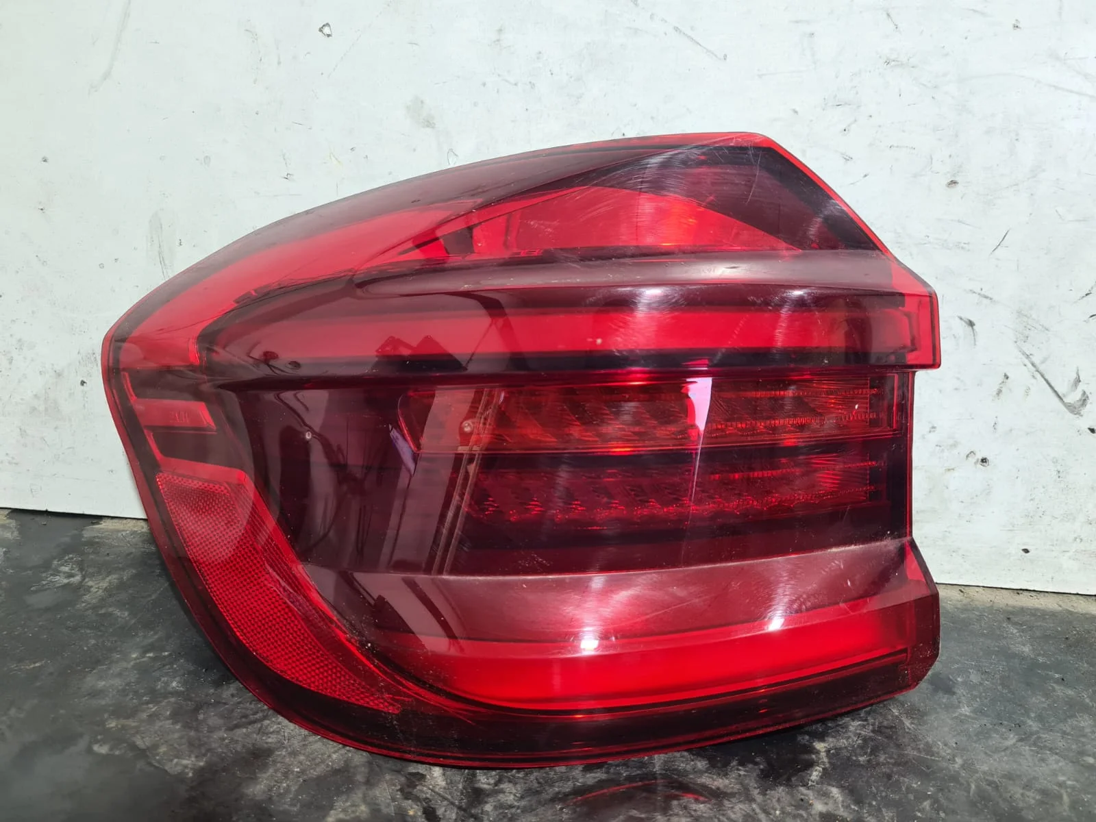 Foto de PILOTO TRASERO IZQUIERDO BMW SERIE X3 (G01) referencia 2SD01269311