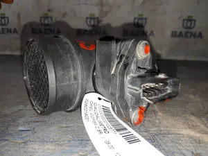 Foto de CAUDALIMETRO OPEL CORSA C referencia 0280218031 foto 3