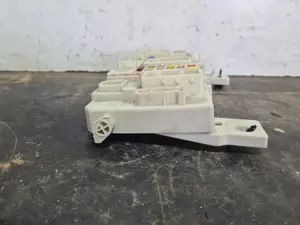 Foto de CAJA RELES / FUSIBLES FORD C-MAX (CB3)(2007) referencia 7M5T14A073BB foto 3