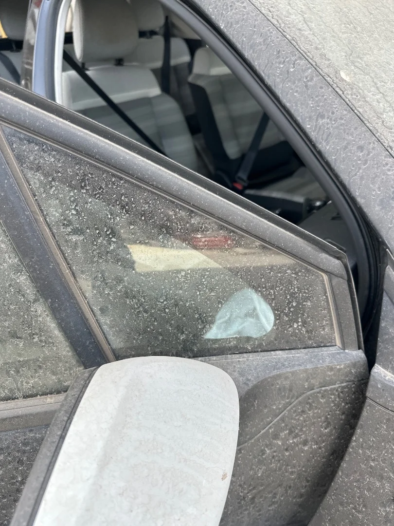 Foto de LUNA CUSTODIA DELANTERA DERECHA CITROEN C3
