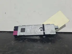 Foto de AMPLIFICADOR DE ANTENA SIN MARCA SIN MODELO referencia A2048200189 foto 3