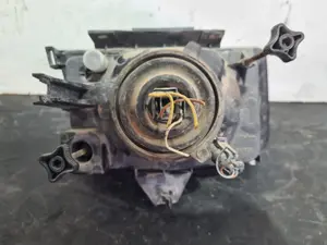 Foto de FARO IZQUIERDO OPEL CORSA A foto 2