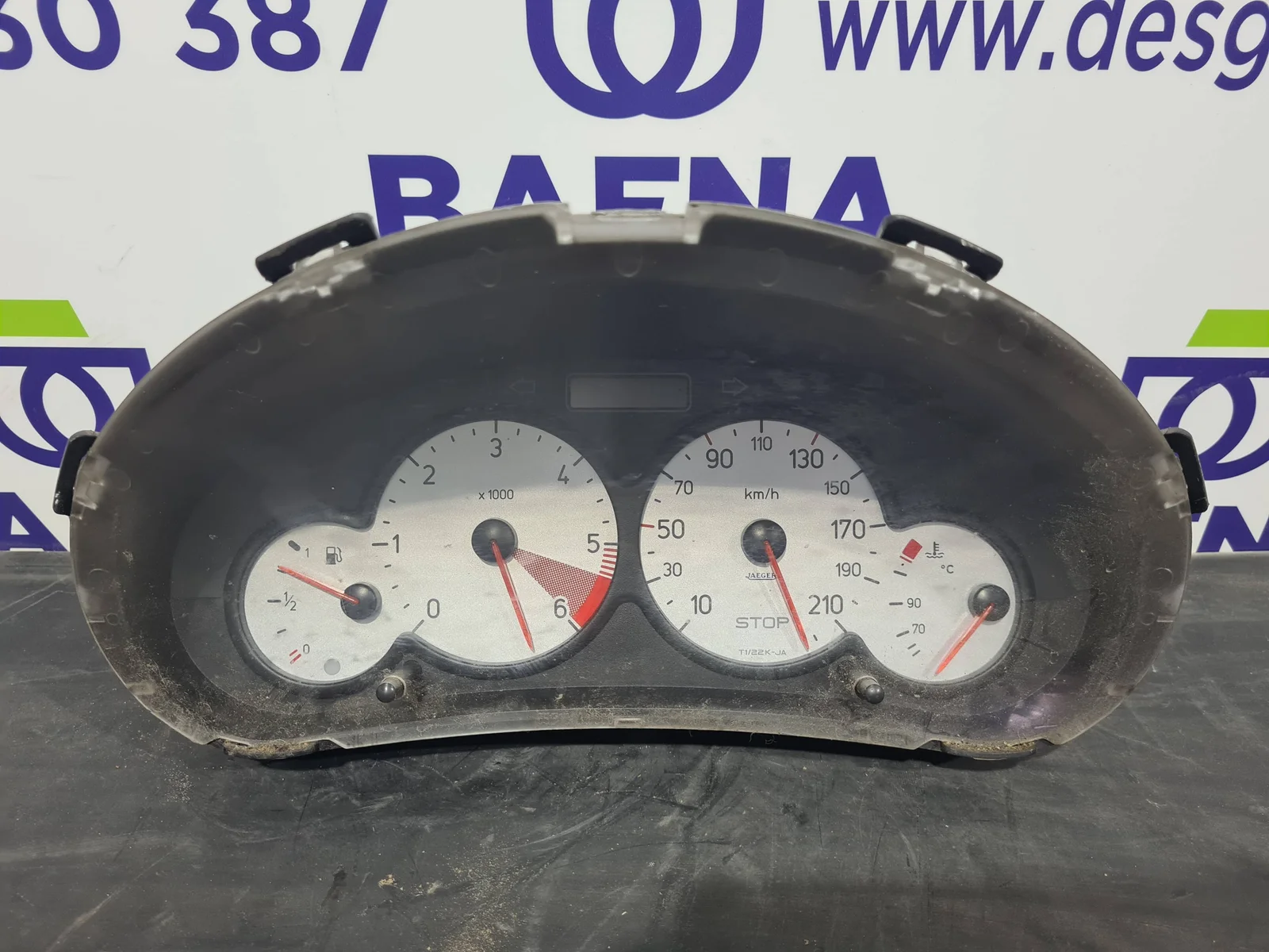 Foto de CUADRO INSTRUMENTOS PEUGEOT 206 referencia 9656696280