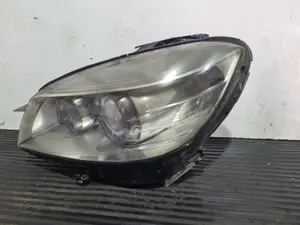 Foto de FARO IZQUIERDO MERCEDES-BENZ CLASE C (BM 204) BERLINA referencia A2048202961 foto 2