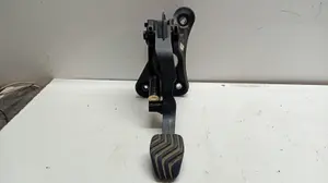 Foto de PEDAL EMBRAGUE DACIA DUSTER II referencia 465031714R
