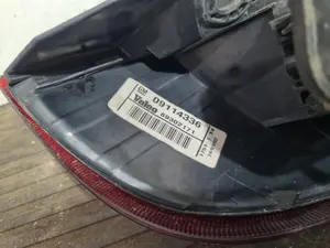 Foto de PILOTO TRASERO IZQUIERDO OPEL CORSA C referencia 09114336 foto 4