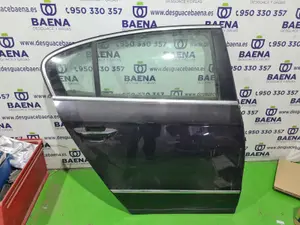 Foto de PUERTA TRASERA DERECHA VOLKSWAGEN PASSAT BERLINA (3C2)