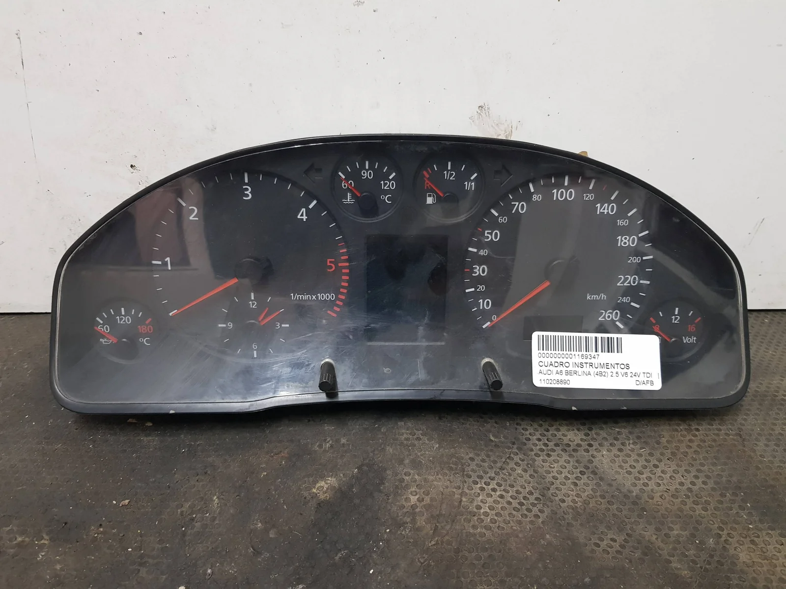 Foto de CUADRO INSTRUMENTOS AUDI A6 BERLINA (4B2) referencia 110208890