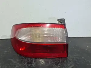 Foto de PILOTO TRASERO IZQUIERDO RENAULT LAGUNA II (BG0)