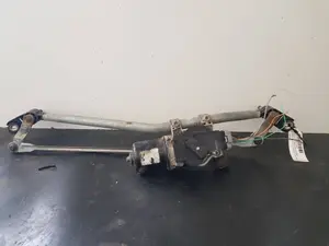Foto de MOTOR LIMPIA DELANTERO SIN MARCA SIN MODELO referencia 54526811 foto 2