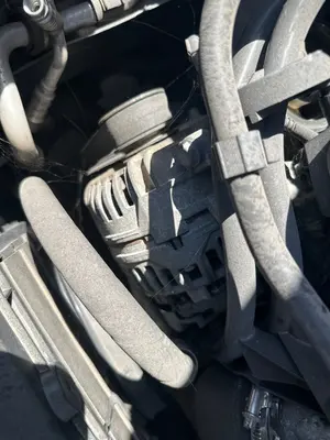 Foto de ALTERNADOR VOLKSWAGEN GOLF VI (5K1)(10.2008)