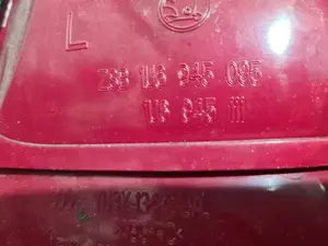 Foto de PILOTO TRASERO IZQUIERDO SKODA OCTAVIA BERLINA (1U2) referencia ZSB1U6945095 foto 4