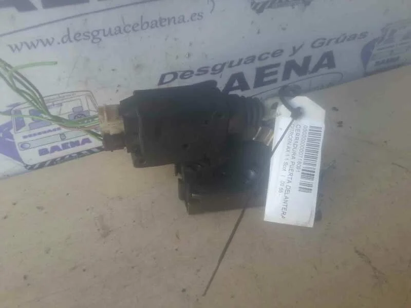 Foto de CERRADURA PUERTA DELANTERA IZQUIERDA CITROEN AX