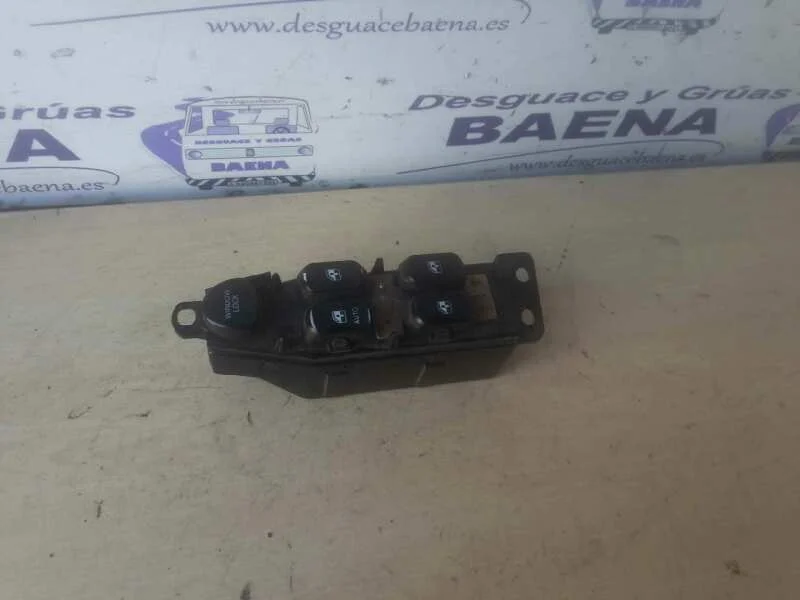Foto de MANDO ELEVALUNAS DELANTERO IZQUIERDO HYUNDAI MATRIX (FC) referencia 935710-29050