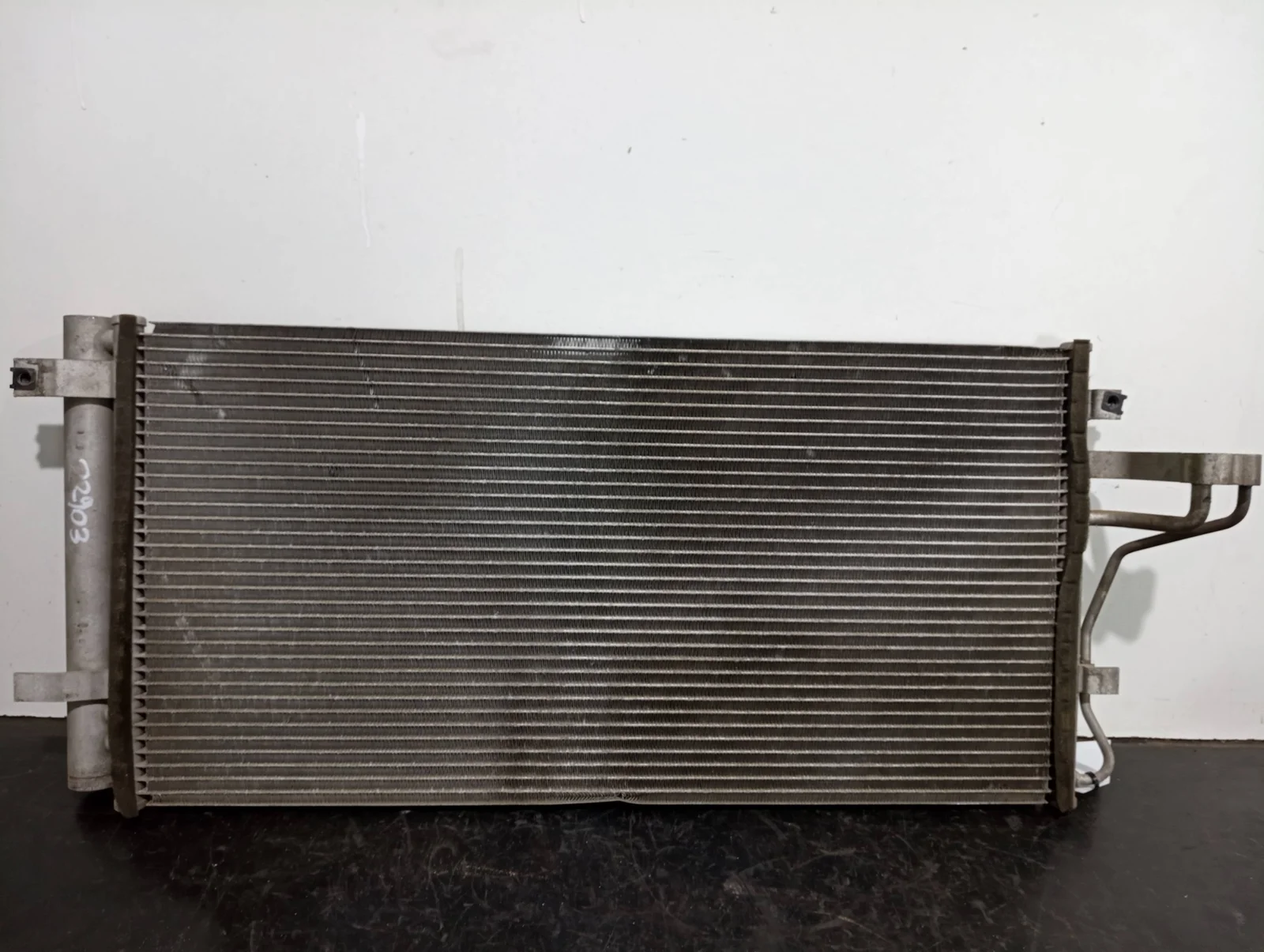 Foto de CONDENSADOR / RADIADOR AIRE ACONDICIONADO HYUNDAI SONATA (NF)