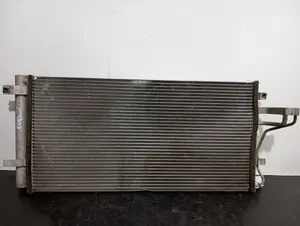 Foto de CONDENSADOR / RADIADOR  AIRE ACONDICIONADO HYUNDAI SONATA (NF)