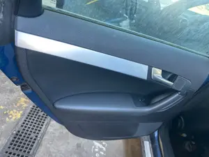 Foto de GUARNECIDO PUERTA TRASERA DERECHA AUDI A3 SPORTBACK (8PA)