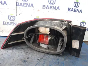 Foto de PILOTO TRASERO DERECHO RENAULT LAGUNA II (BG0) referencia 8200002474 foto 3