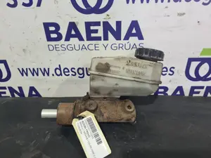 Foto de BOMBA FRENO SIN MARCA SIN MODELO referencia 7700828034