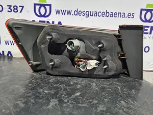 Foto de PILOTO TRASERO DERECHO HYUNDAI SONATA (NF) referencia 924023K0 foto 2