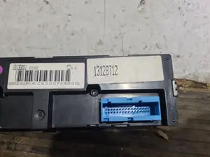 Foto de MANDO CLIMATIZADOR OPEL VECTRA C BERLINA referencia 13130001 foto 6