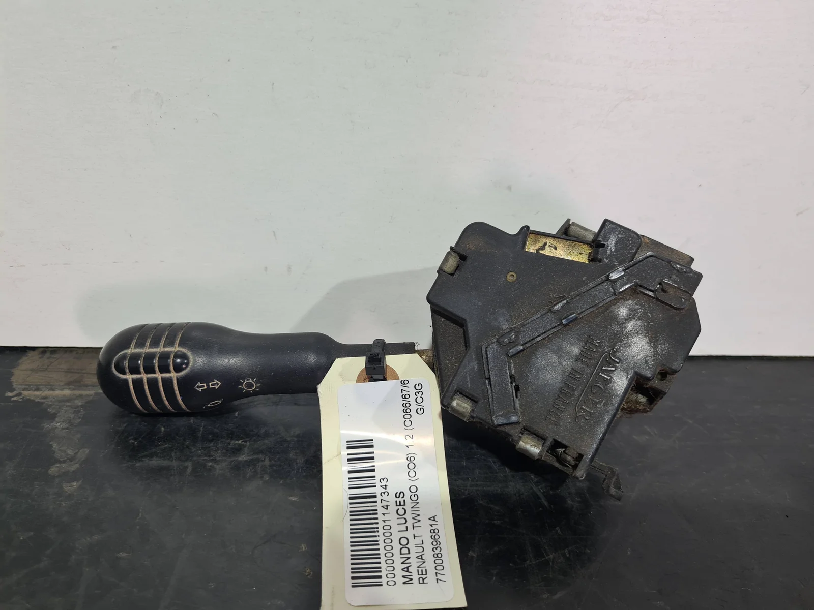 Foto de MANDO LUCES RENAULT TWINGO I (C06) referencia 7700839681A