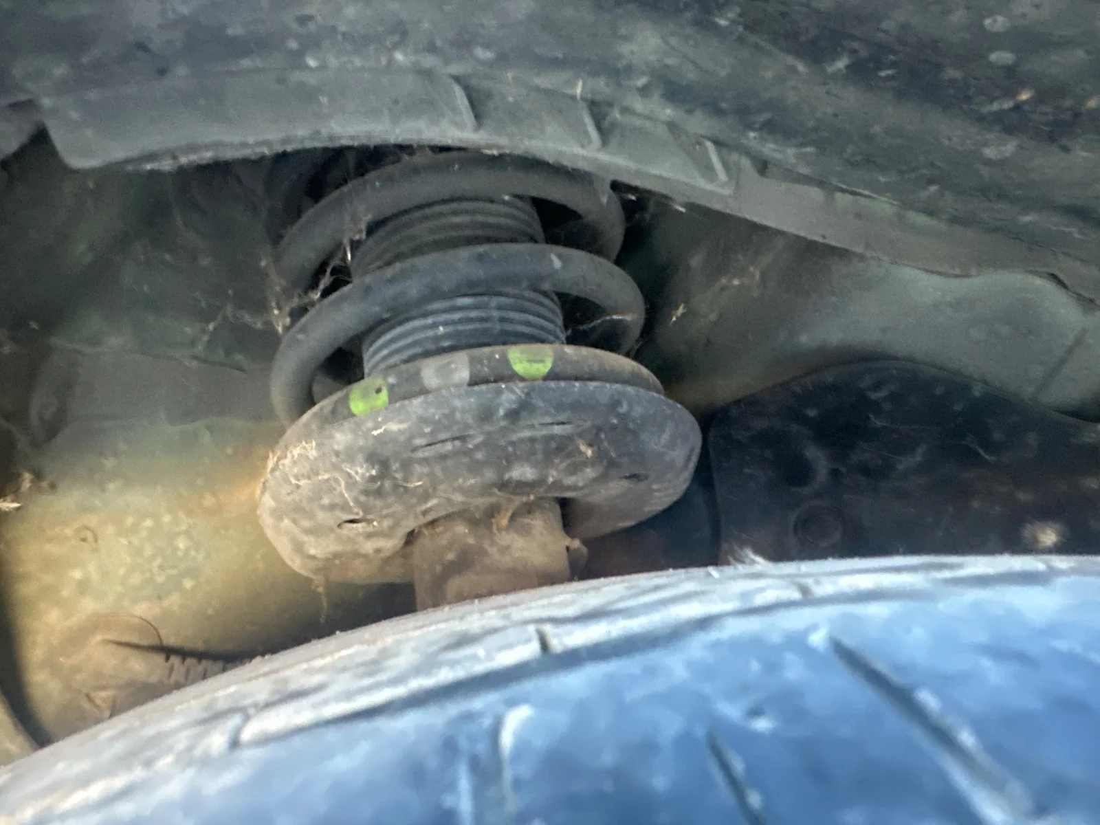 Foto de AMORTIGUADOR DELANTERO DERECHO AUDI A3 SPORTBACK (8PA)