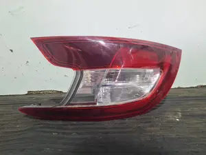 Foto de PILOTO TRASERO DERECHO PEUGEOT 308 referencia 9677817580