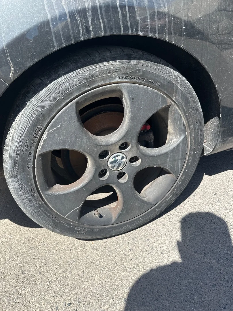 Foto de MANGUETA TRASERA DERECHA VOLKSWAGEN GOLF VI (5K1)(10.2008)