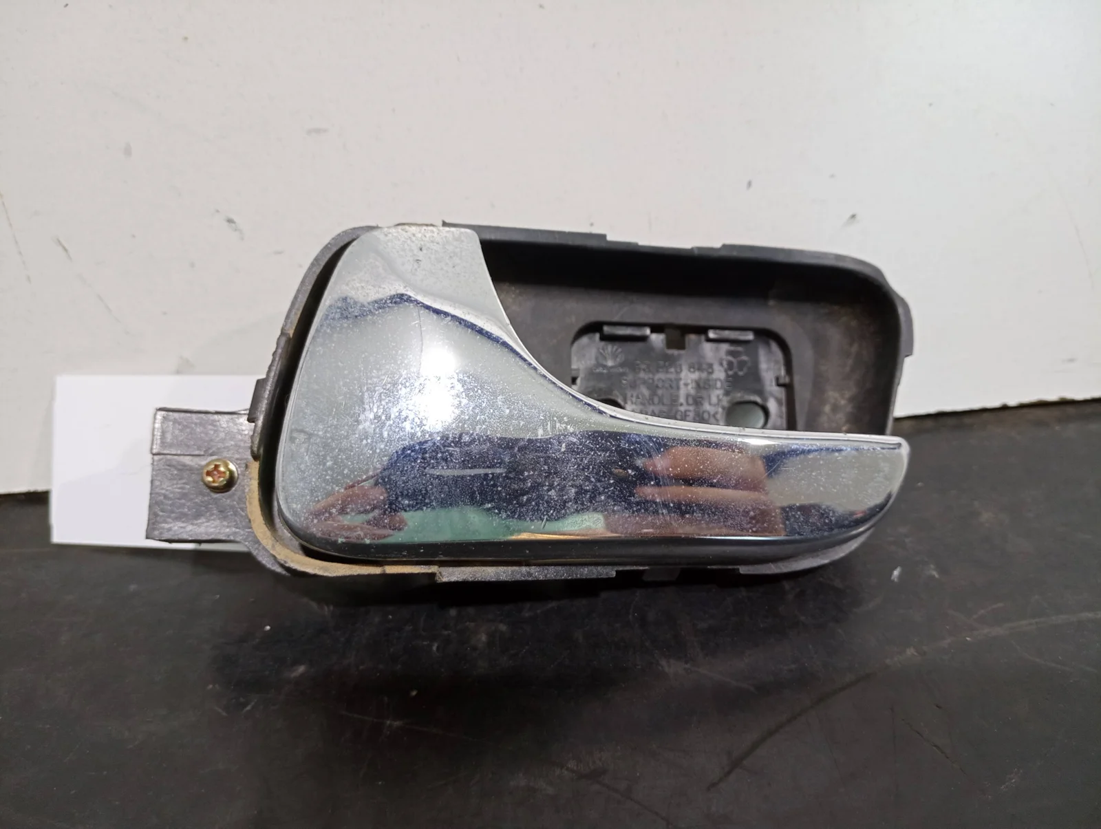 Foto de MANETA INTERIOR DELANTERA IZQUIERDA DAEWOO EVANDA referencia 96326843