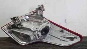 Foto de PILOTO TRASERO IZQUIERDO CITROEN C4 PICASSO referencia 9653547580 foto 4