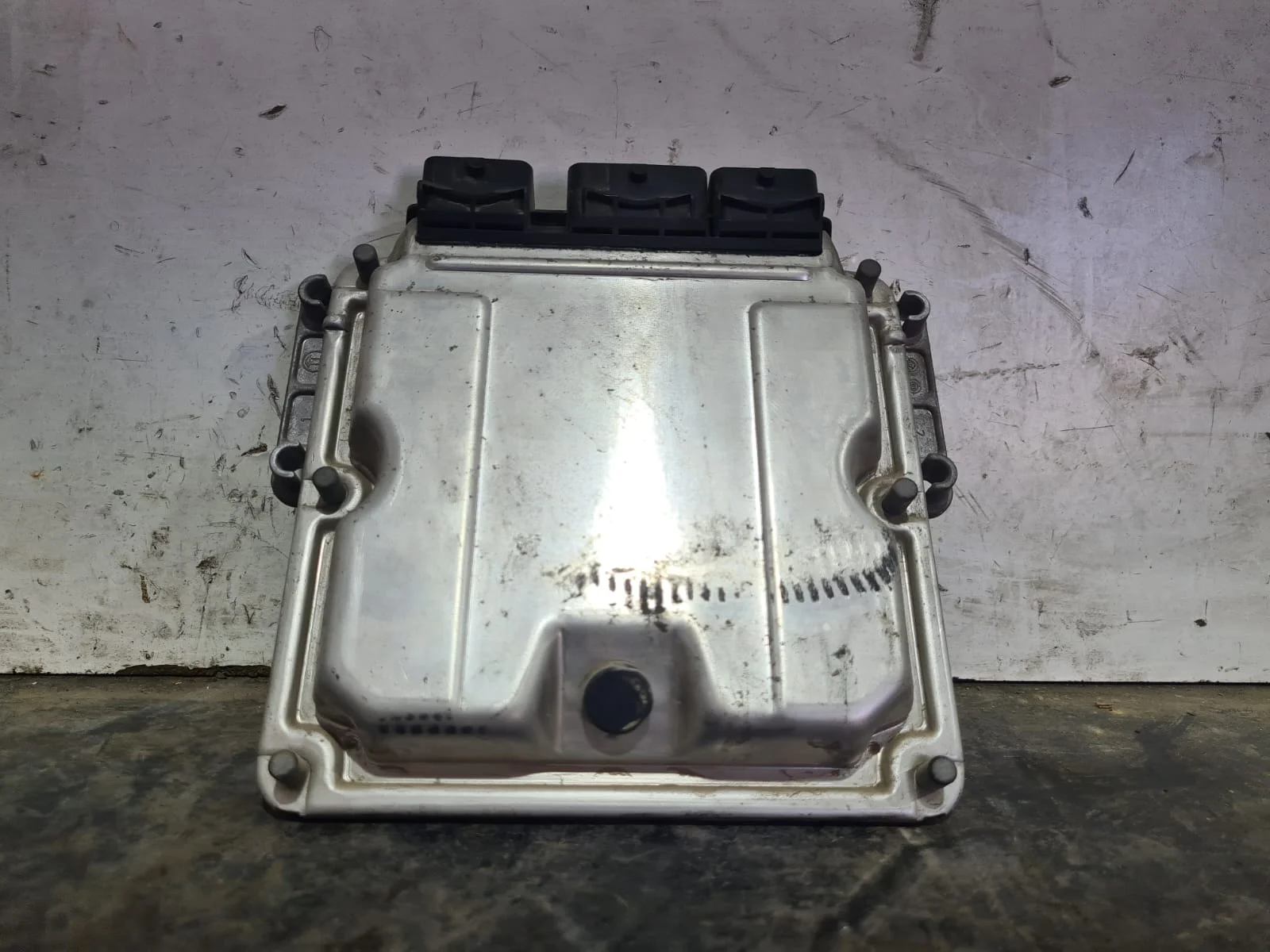 Foto de CENTRALITA MOTOR UCE CITROEN XSARA PICASSO referencia 0281011084