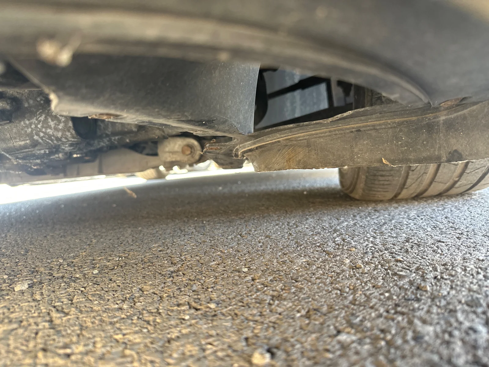 Foto de BRAZO SUSPENSION DELANTERO IZQUIERDO VOLKSWAGEN GOLF VI (5K1)(10.2008)