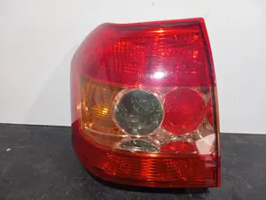 Foto de PILOTO TRASERO DERECHO TOYOTA COROLLA (E12)
