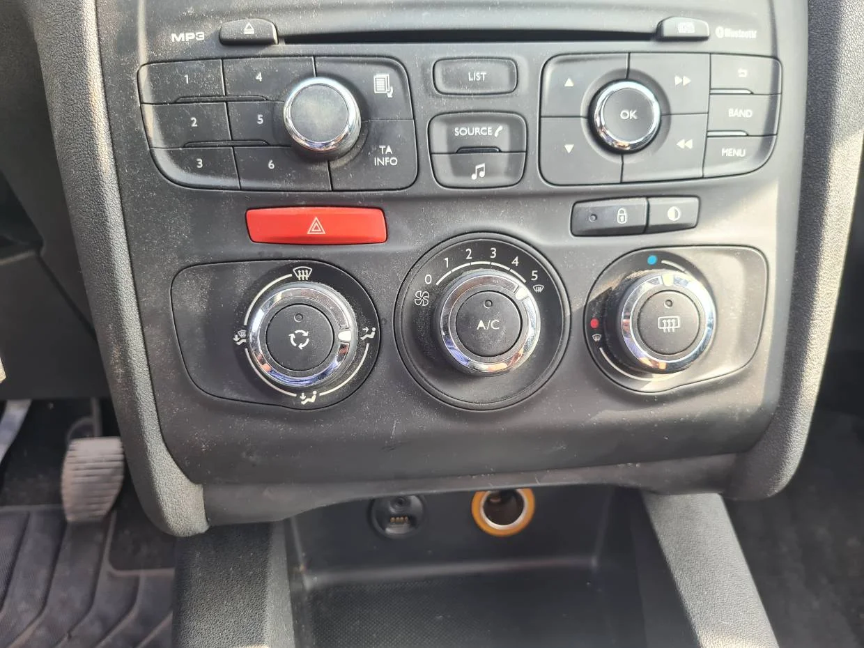Foto de MANDO CALEFACCION / AIRE ACONDICIONADO CITROEN C4 BERLINA
