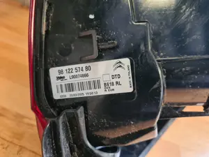 Foto de PILOTO TRASERO DERECHO CITROEN C3 referencia 9812257480 foto 7