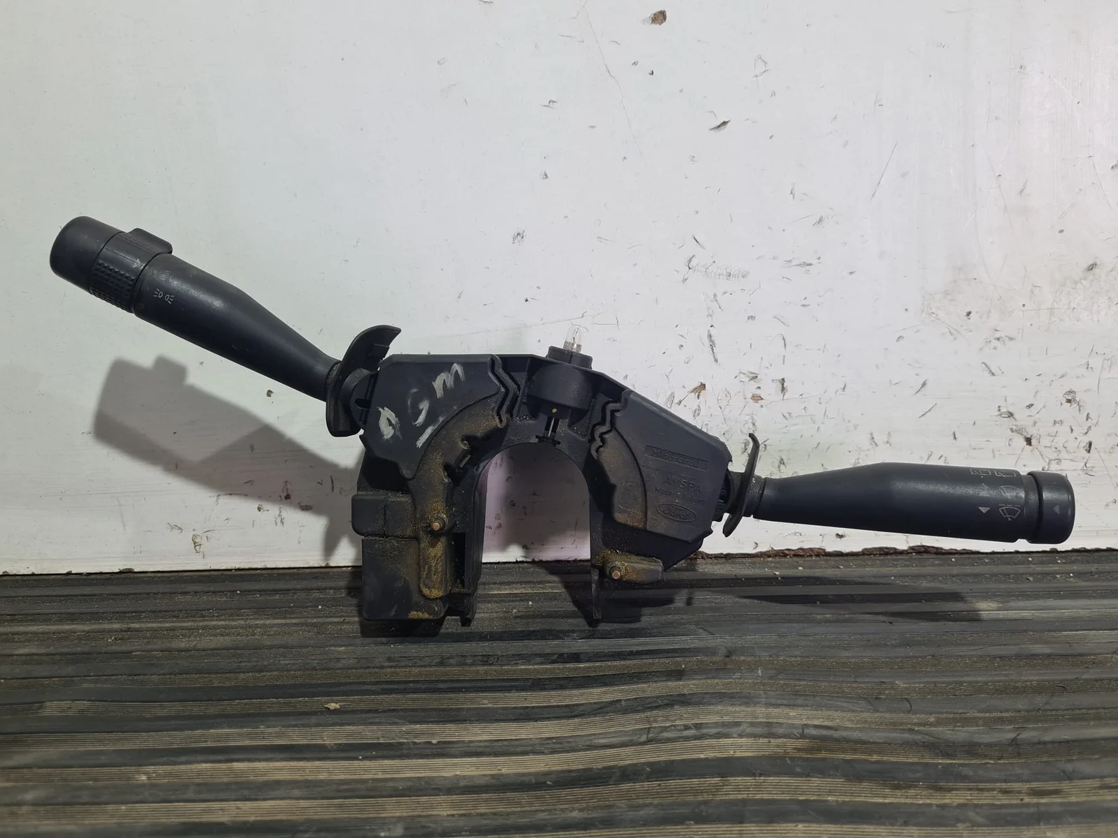 Foto de MANDO MULTIFUNCION FORD FIESTA (CBK) referencia XS6T11K665CA