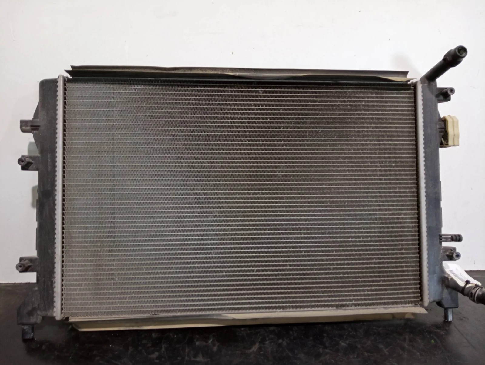 Foto de RADIADOR AGUA SIN MARCA SIN MODELO referencia 1K0121251CM