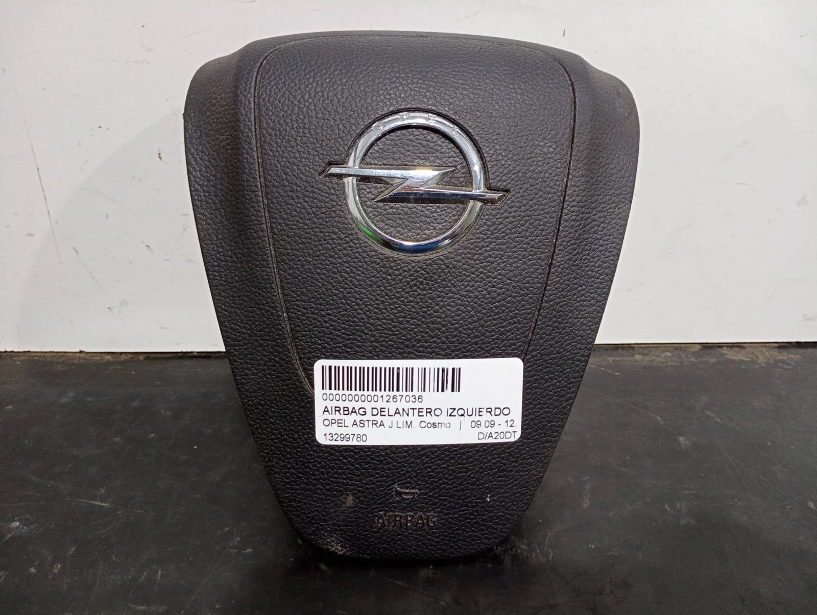 Foto de AIRBAG DELANTERO IZQUIERDO OPEL ASTRA J BERLINA 5P referencia 13299780