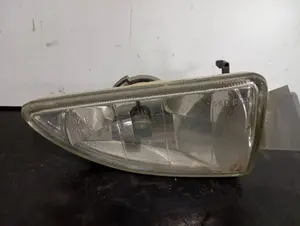 Foto de FARO ANTINIEBLA DERECHO FORD FOCUS BERLINA (CAK) referencia XS4115K201A